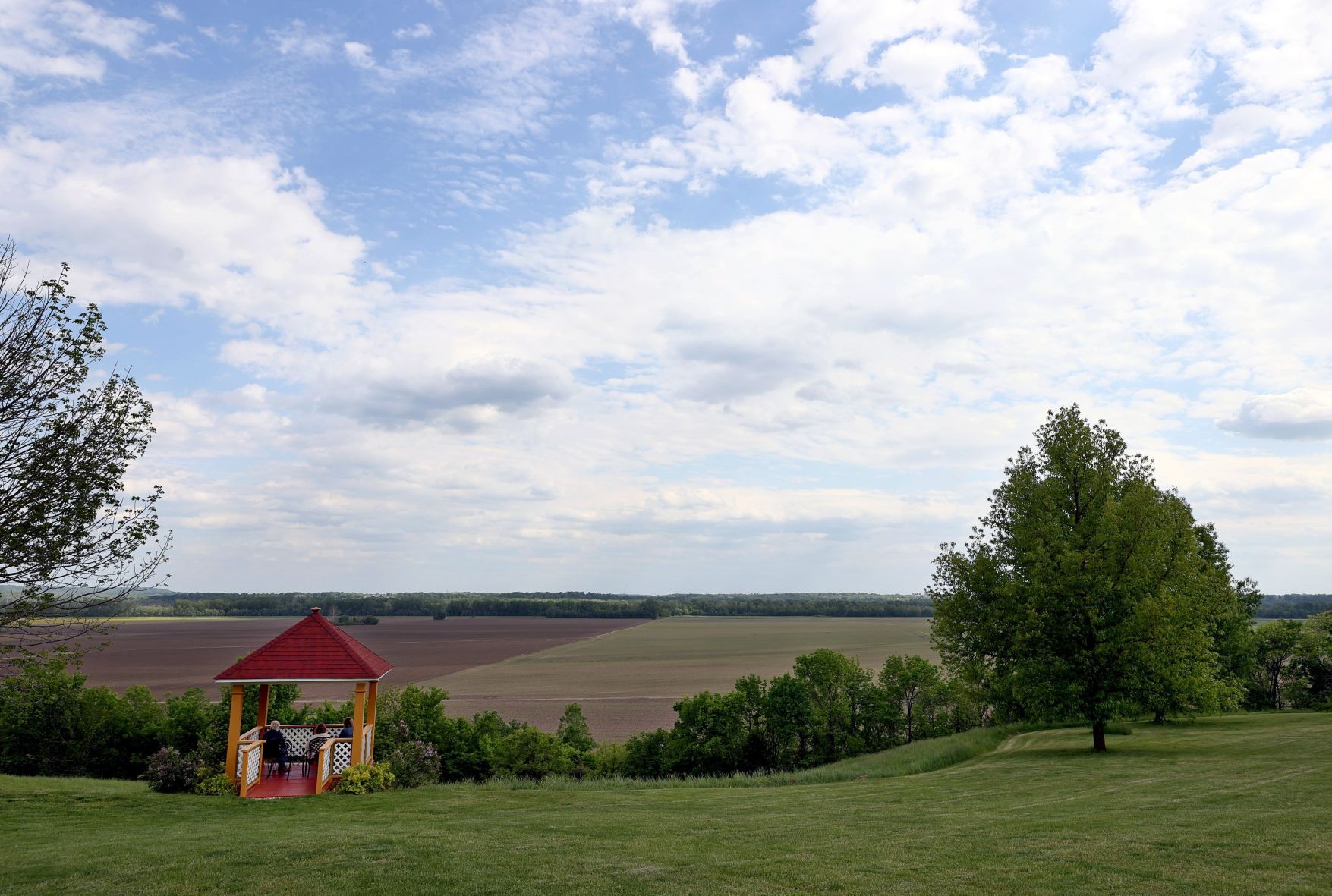 Hoffmann Family of Companies develops Augusta wineries